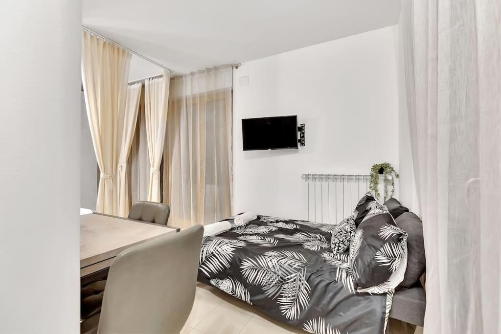 Private Parking-terrace10 Min To Linate Airport *